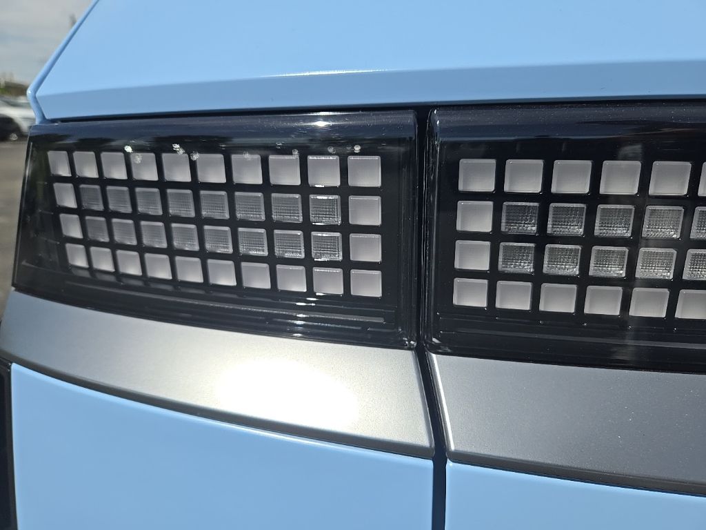 Thumbnail: 2025 Hyundai Ioniq 5 - 10