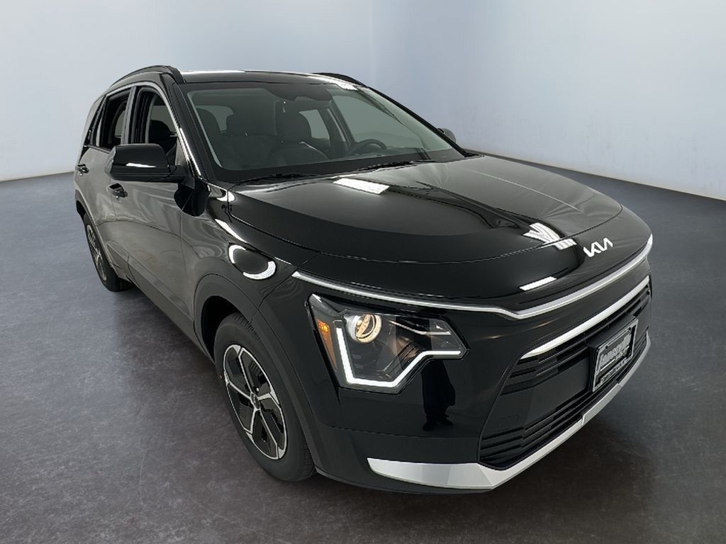 Aurora Black Pearl 2026 Kia Niro LX FWD SUV / Crossover Front-Wheel Drive 6-Speed Dual Clutch