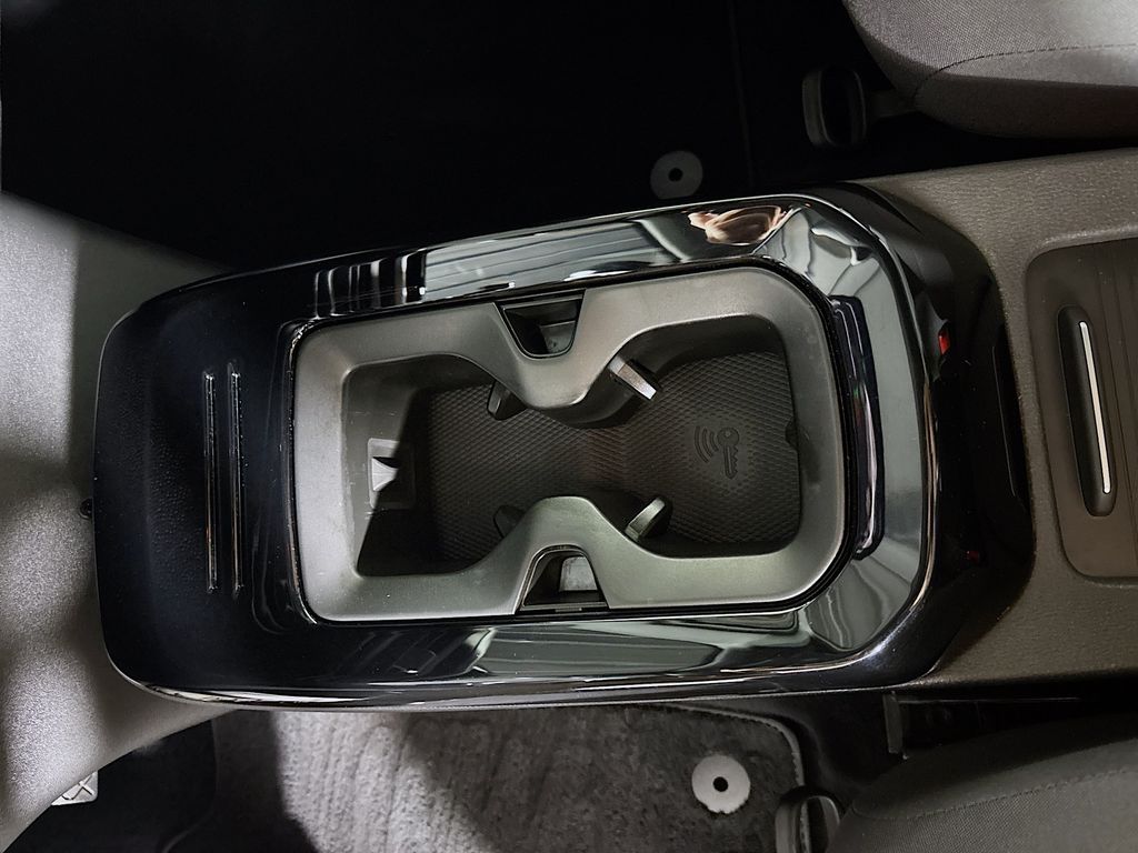 2021 Volkswagen ID.4 Pro