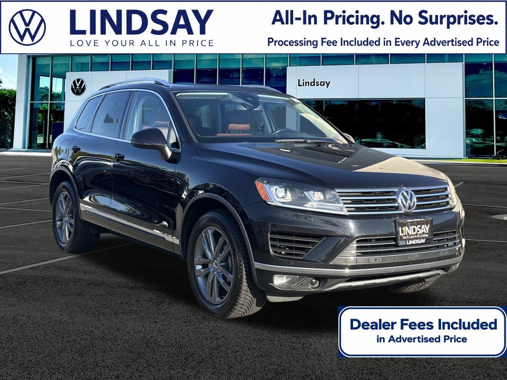 Deep Black Pearl 2015 Volkswagen Touareg SUV / Crossover 8-Speed Automatic