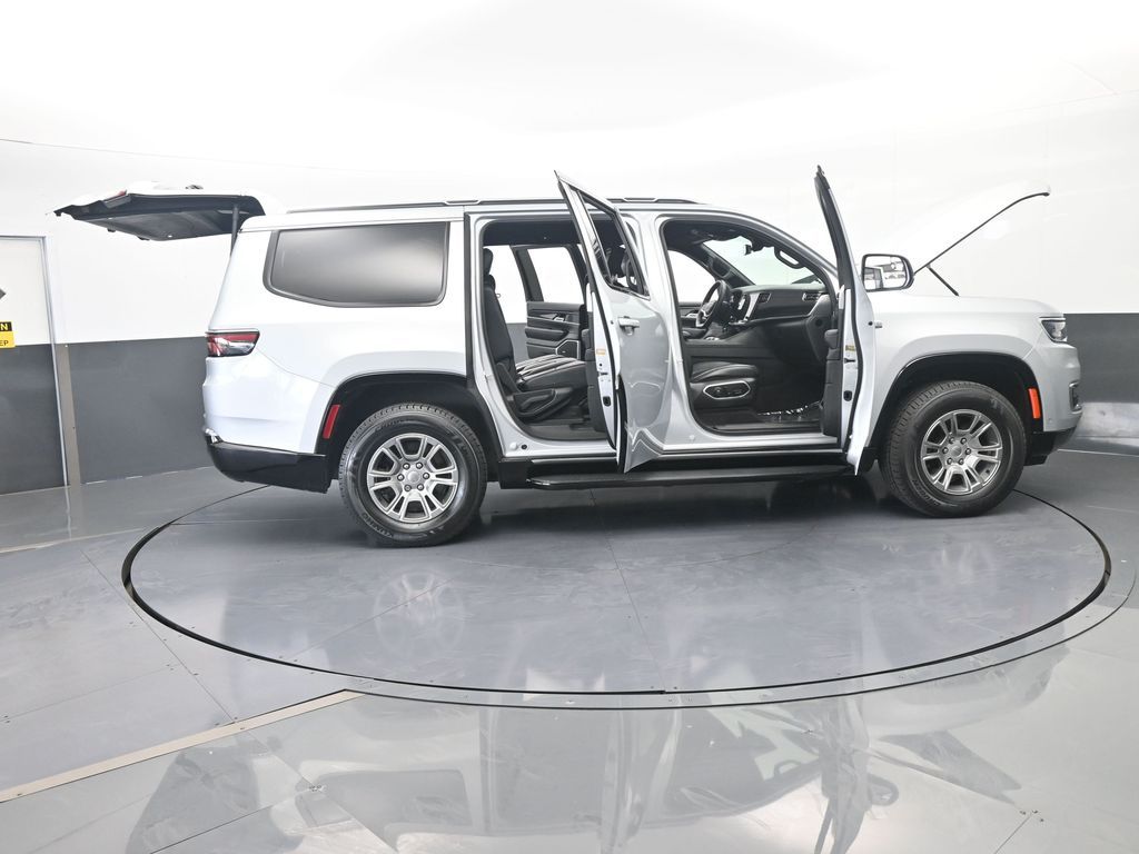 Used 2022 Silver Zynith Jeep Series I image 81