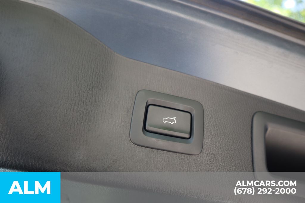 Used 2024 Gray Mazda 2.5 S Carbon Edition image 22