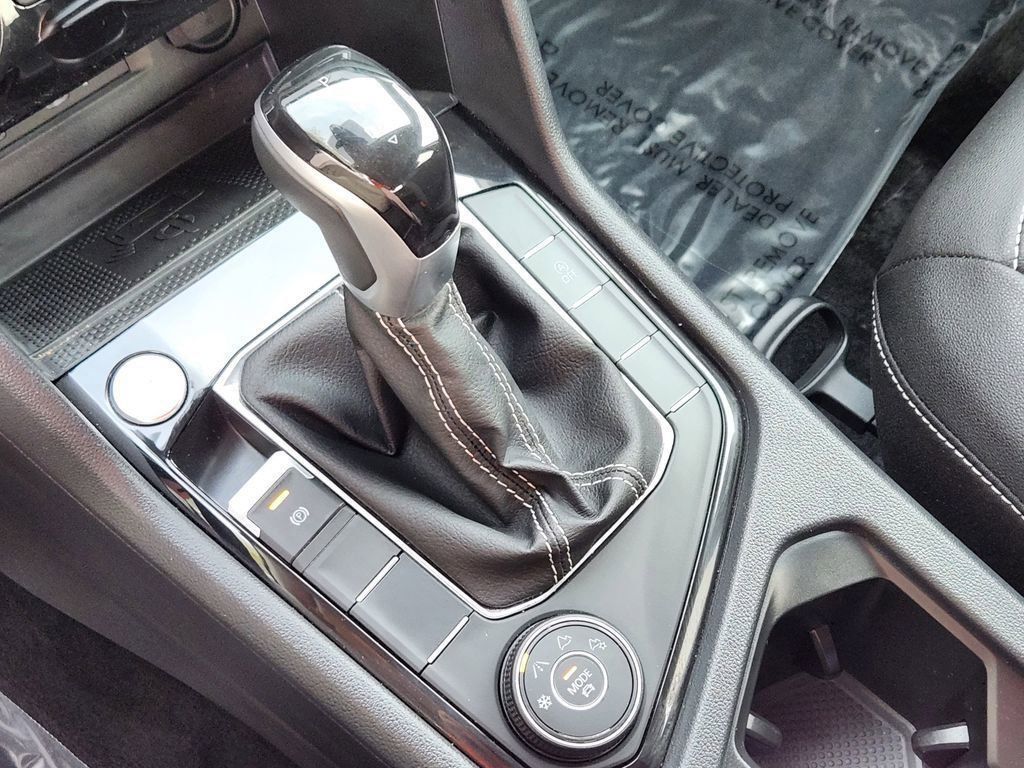 2024 Volkswagen Taos SE - Photo 17