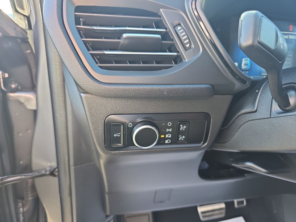 Certified Used 2023 Gray Ford ST-Line image 20