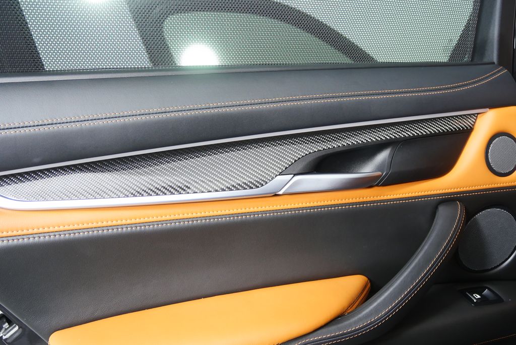 Thumbnail: 2017 BMW X6 - 13