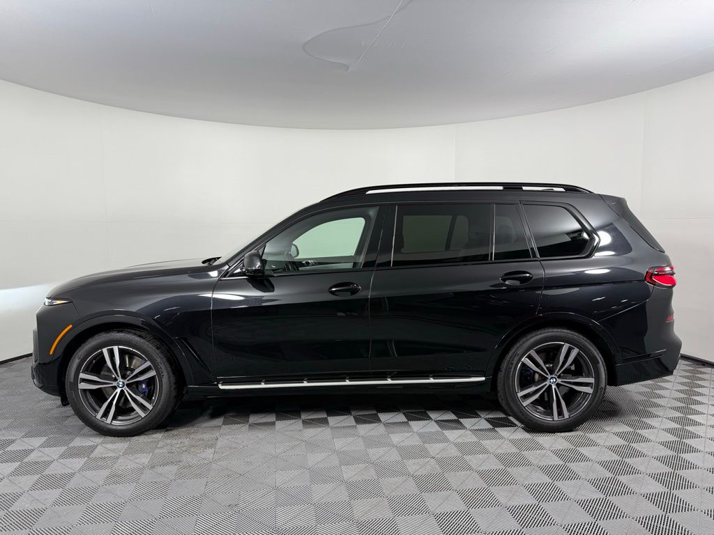 Thumbnail: 2023 BMW X7 - 8
