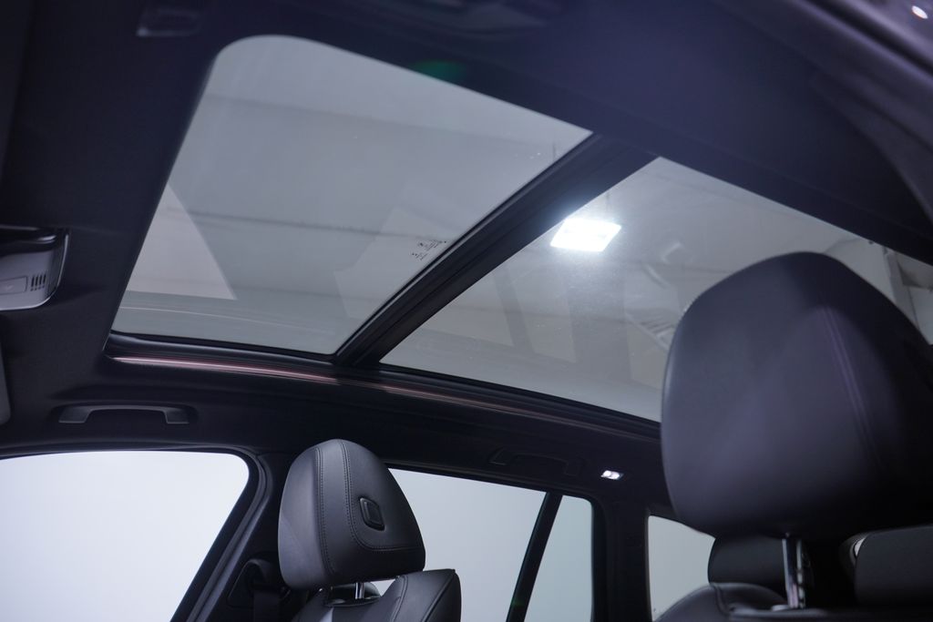 Thumbnail: 2019 BMW X3 - 8
