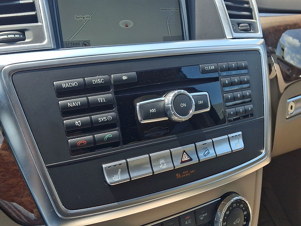 Thumbnail: 2013 Mercedes-Benz M-Class - 20