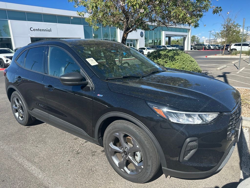 Black Metallic 2025 Ford Escape SUV / Crossover Front-Wheel Drive 8-Speed Automatic