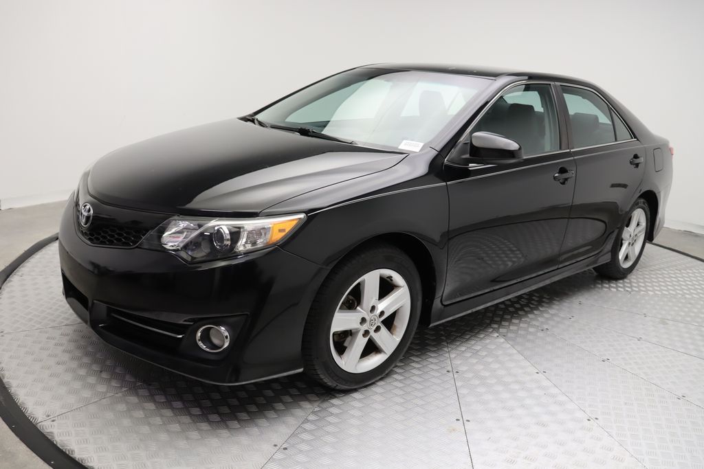 2014 Toyota Camry SE -
                West Palm Beach, FL
