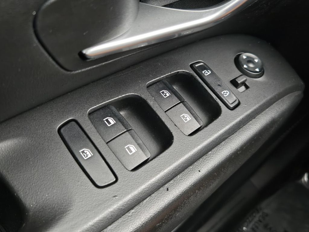 2022 Hyundai Santa Cruz - $24,699