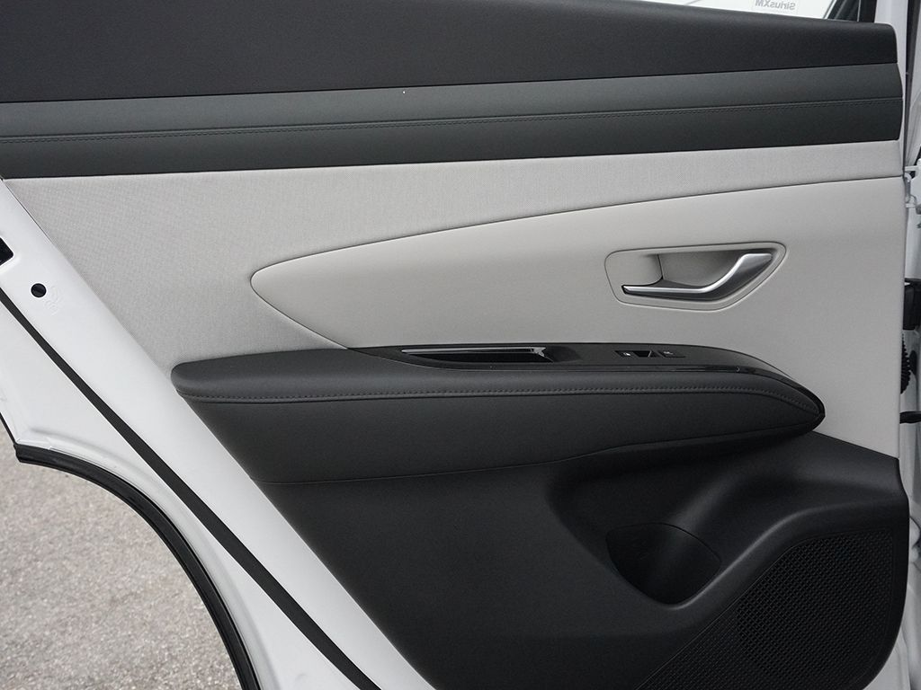 Used 2025 White Hyundai Limited image 28
