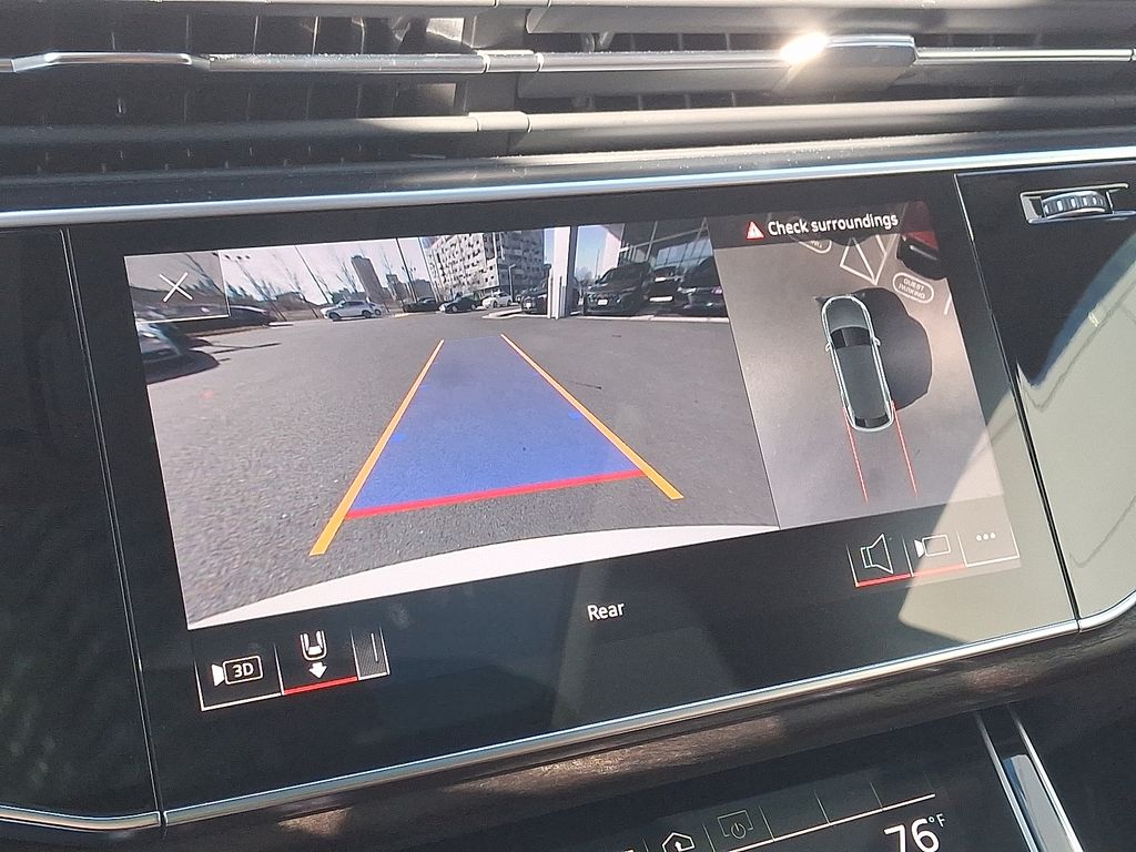 Thumbnail: 2022 Audi Q8 - 18