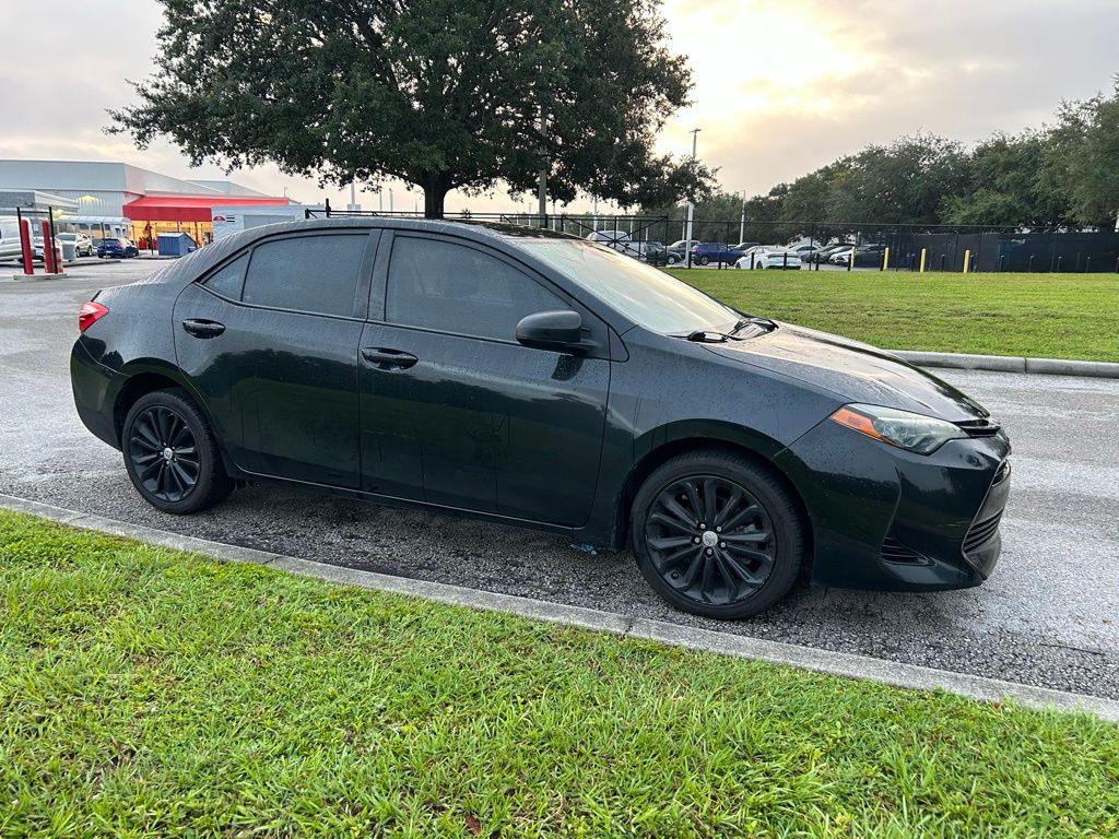 Thumbnail: 2018 Toyota Corolla - 7