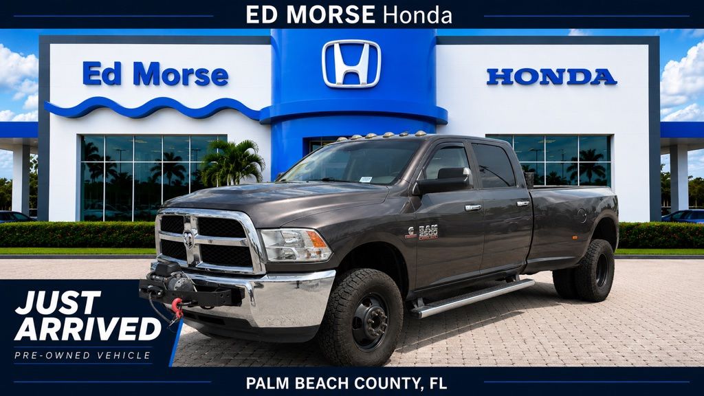 Gray (Granite Crystal Metallic Clearcoat) 2018 RAM 3500 SLT Crew Cab LB DRW 4WD Pickup Truck Four-Wheel Drive 6-Speed Automatic