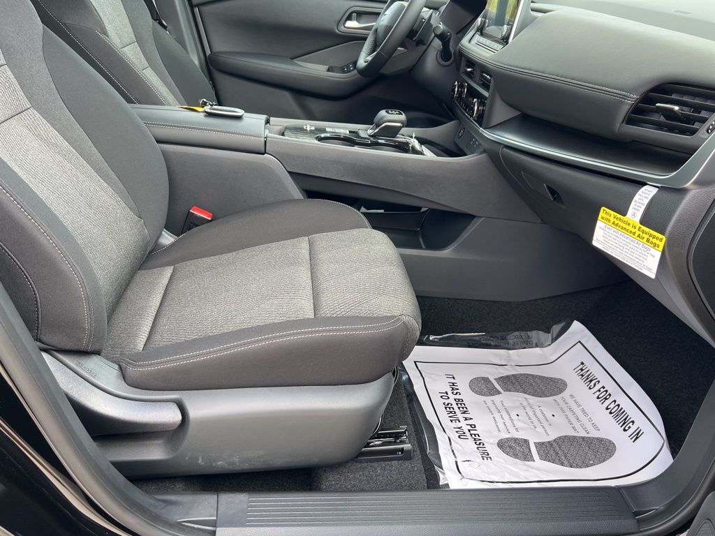 2025 Super Black Nissan Rogue SV FWD SUV