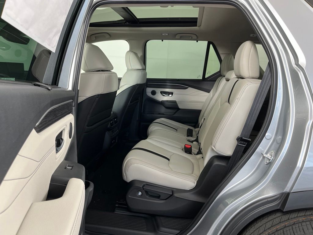 Thumbnail: 2026 Honda Pilot - 29