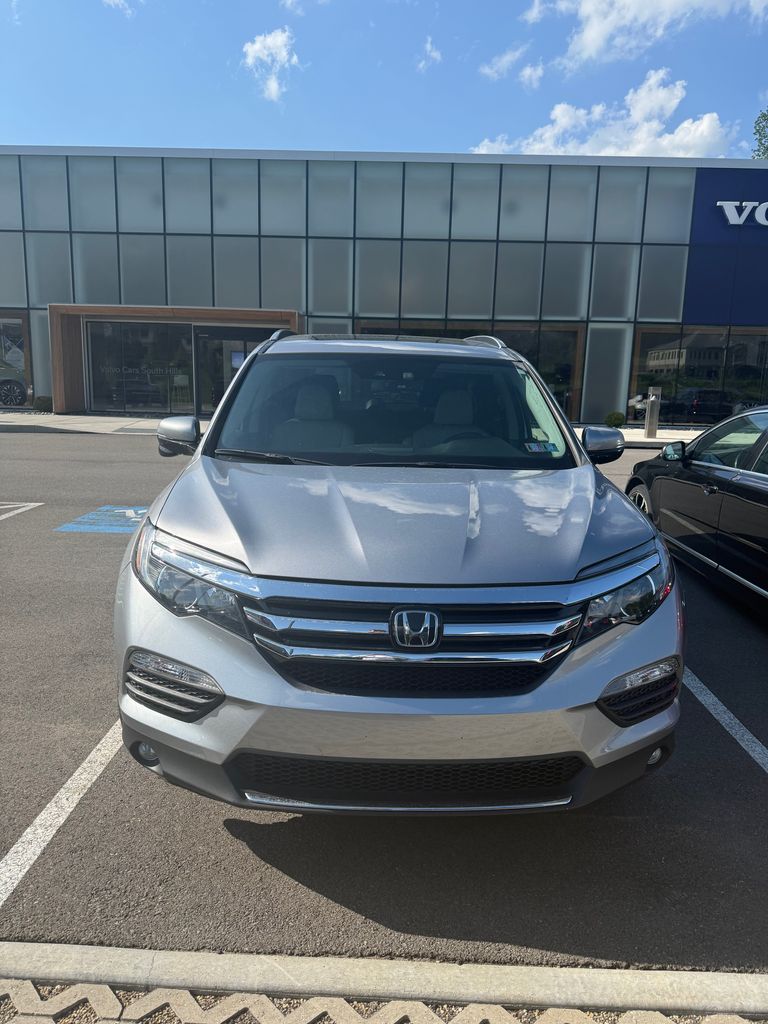 2017 Honda Pilot's photo