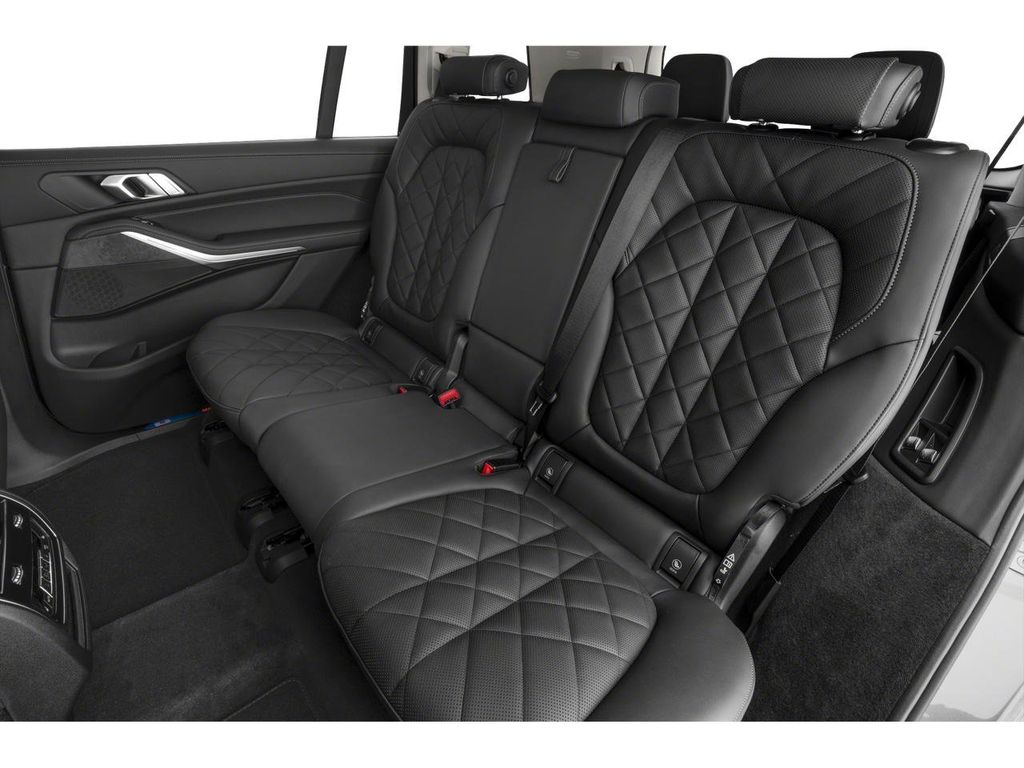 2026 BMW X7 xDrive40i 9