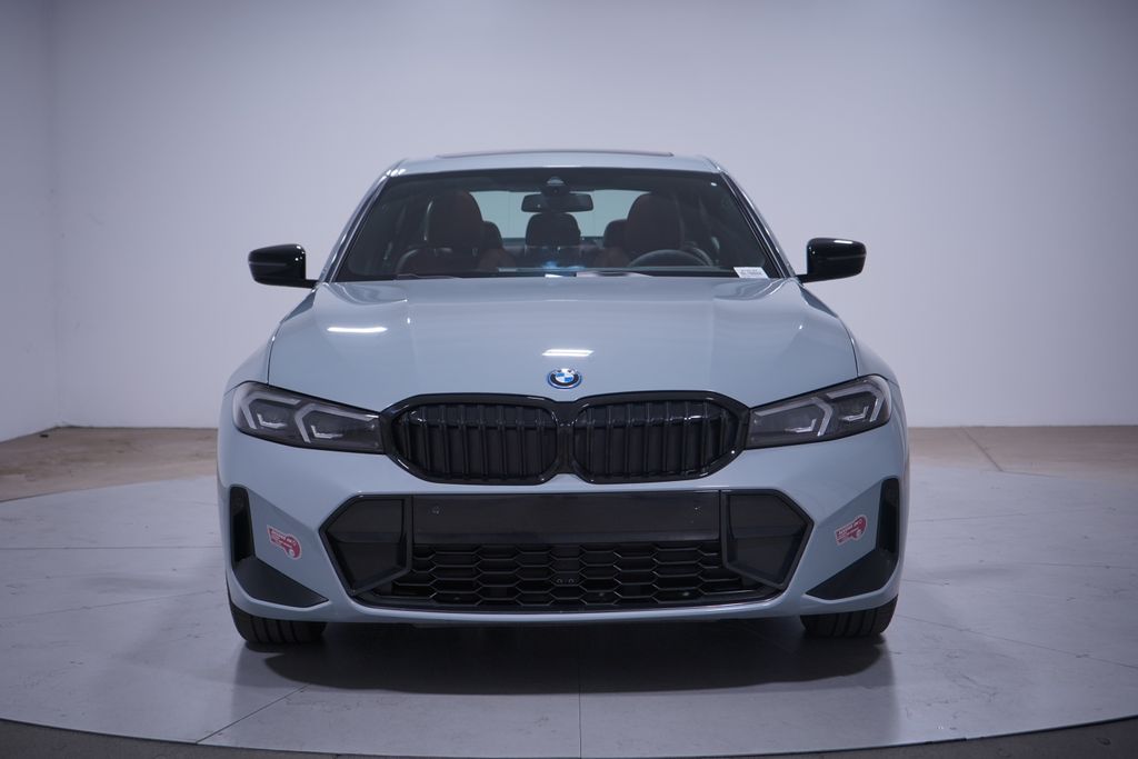 Thumbnail: 2024 BMW 3 Series - 4