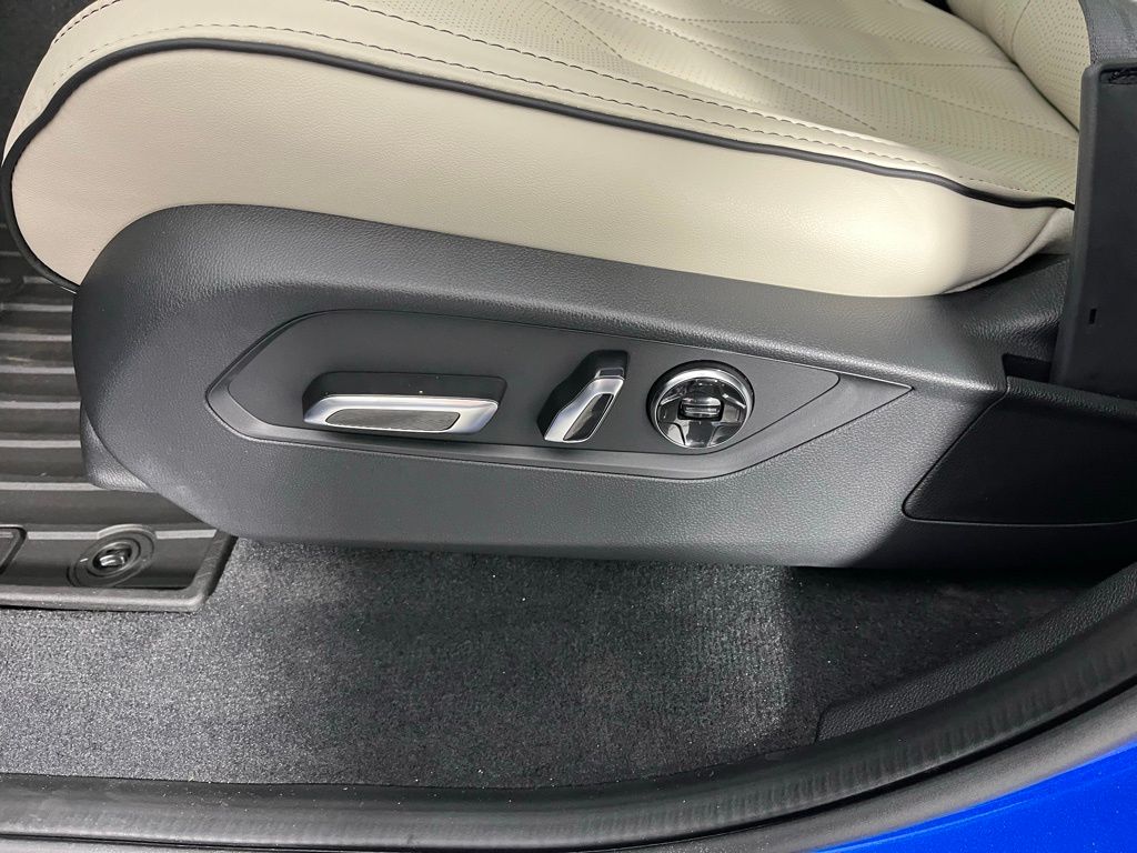 Thumbnail: 2026 Acura MDX - 29