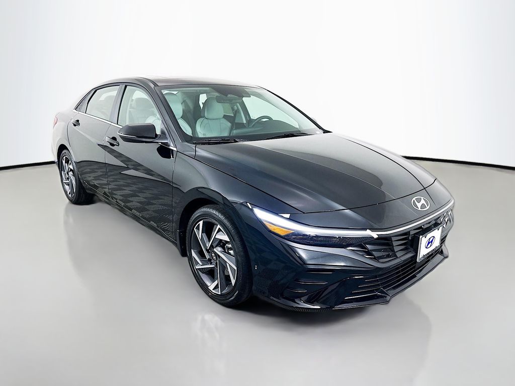 Thumbnail: 2026 Hyundai Elantra - 3