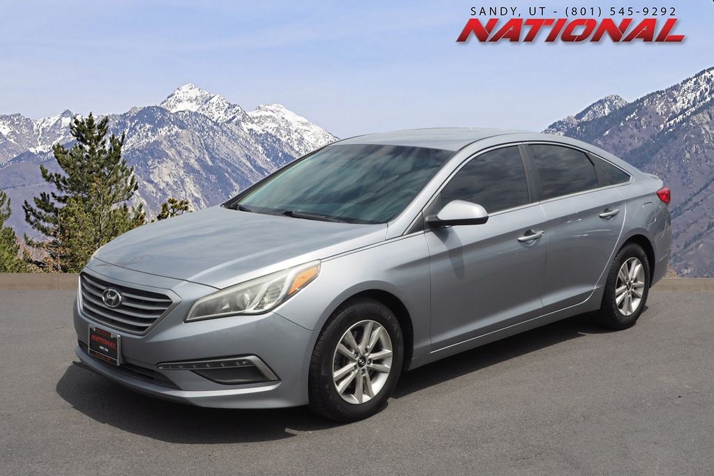 Gray Metallic 2015 Hyundai Sonata Sedan Front-Wheel Drive 6-Speed Automatic