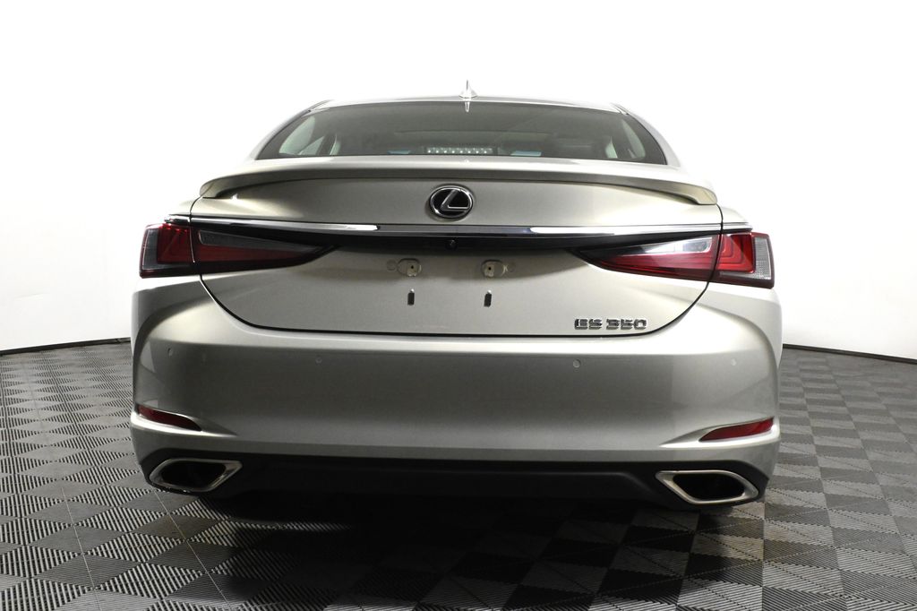 Thumbnail: 2023 Lexus ES - 6