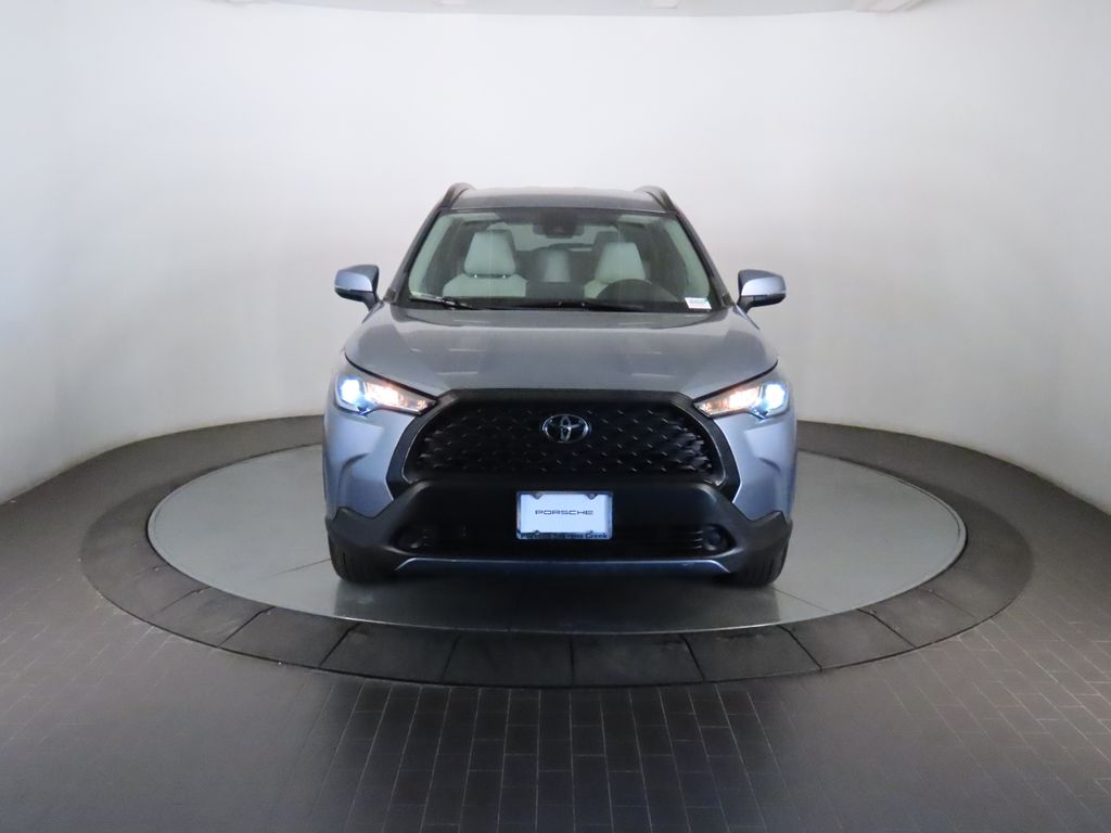Thumbnail: 2022 Toyota Corolla Cross - 10