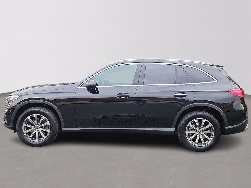 Thumbnail: 2025 Mercedes-Benz GLC - 7