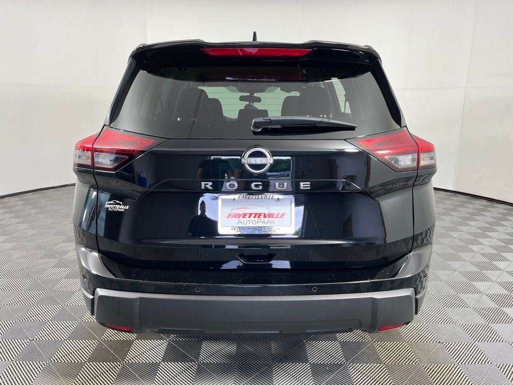 Thumbnail: 2025 Nissan Rogue - 12