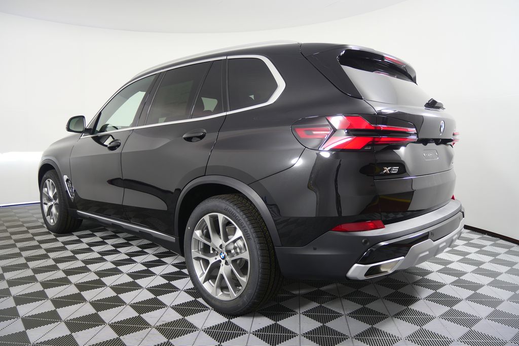 Thumbnail: 2026 BMW X5 - 5
