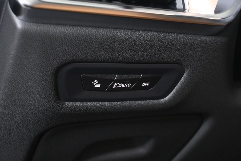 Thumbnail: 2026 BMW X5 - 26