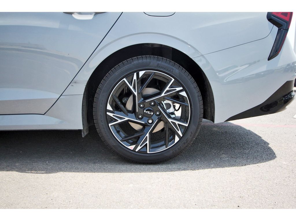 New 2026 Kia K5 Sedan