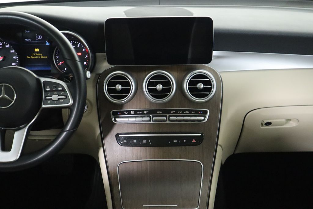 2022 Mercedes-Benz GLC 300 14