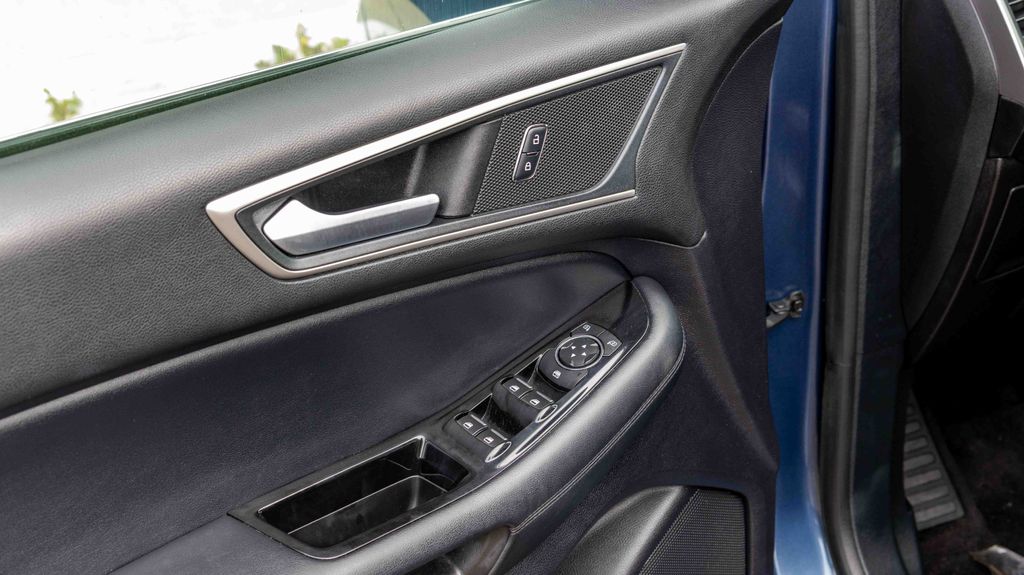 Used 2019 Ford Edge SEL 4D Sport Utility