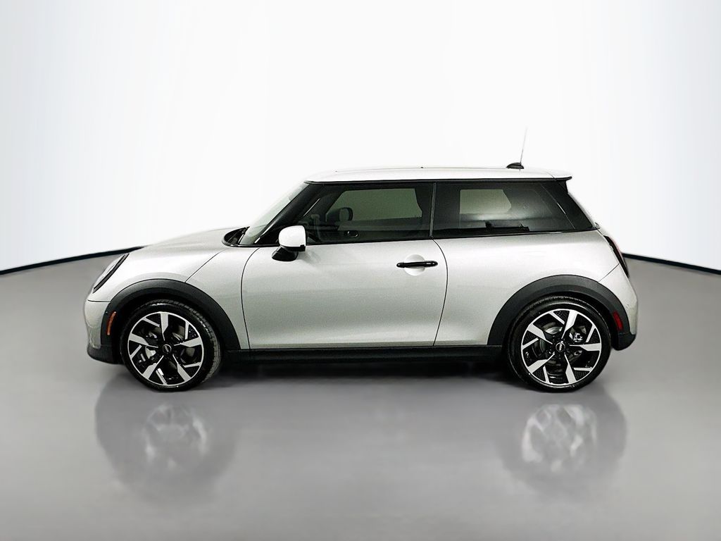 2025 MINI Cooper S 8