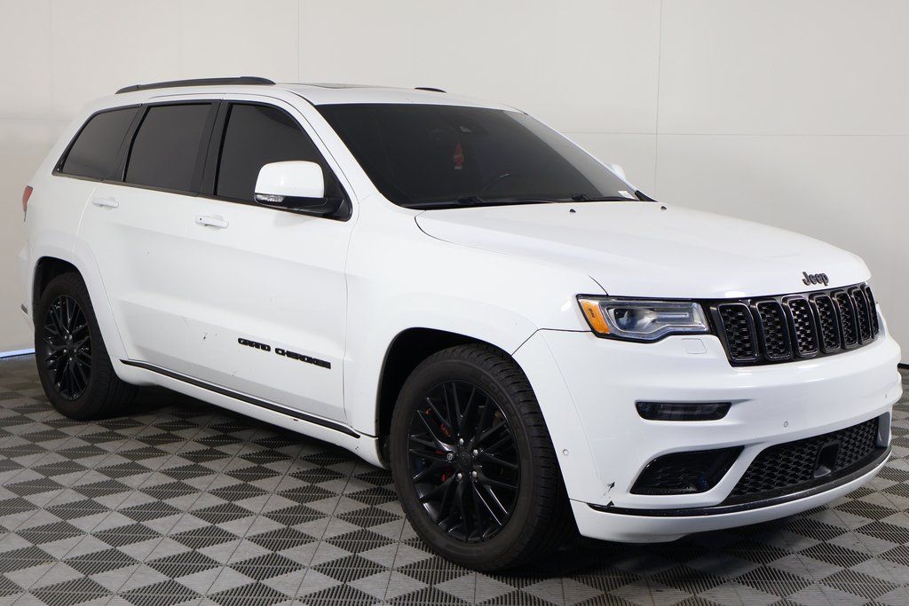 Thumbnail: 2017 Jeep Grand Cherokee - 3