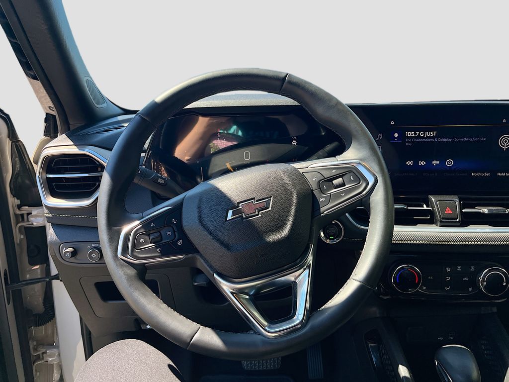 Used 2026 White Chevrolet ACTIV image 11