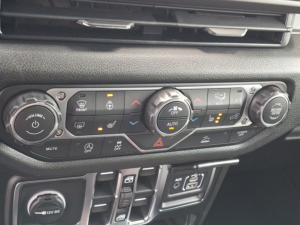 New 2026 Jeep Wrangler SUV