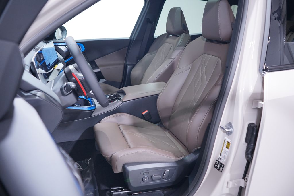Thumbnail: 2026 BMW X3 - 6
