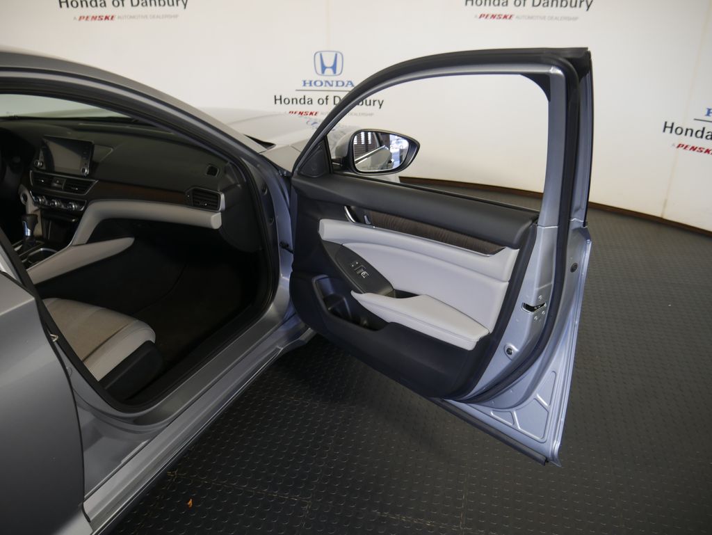 Thumbnail: 2018 Honda Accord - 6