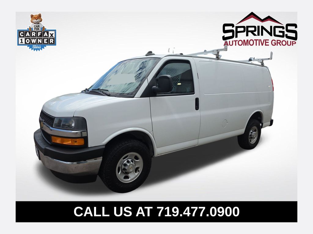 2022 Chevrolet Express Cargo 3500 RWD