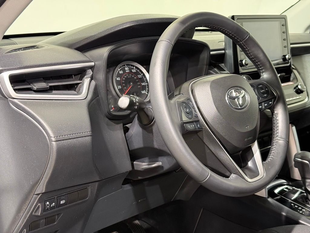 Thumbnail: 2022 Toyota Corolla Cross - 17