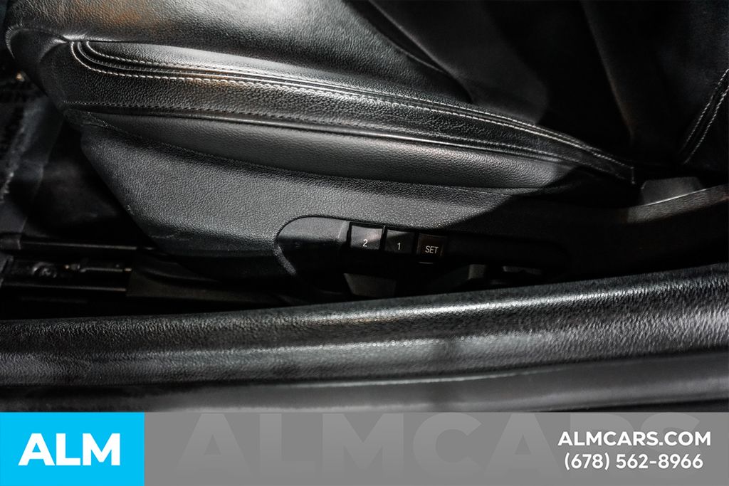 Used 2020 Black Toyota 3.0 image 45