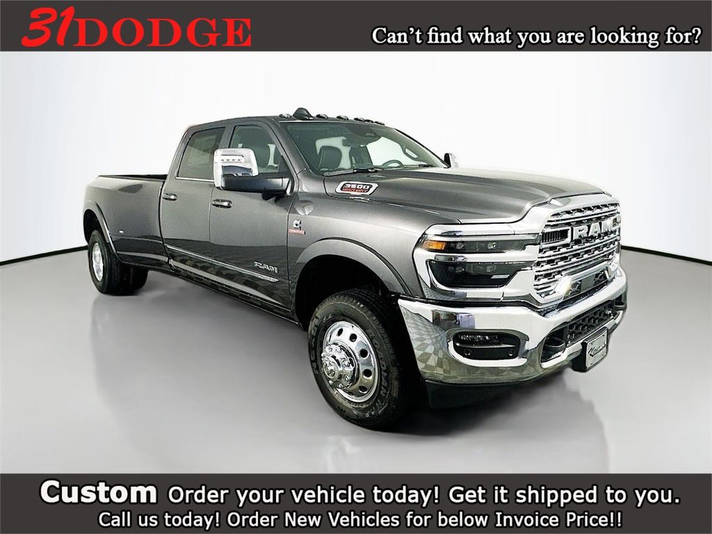 2026 RAM 3500 Limited Crew Cab LB DRW 4WD