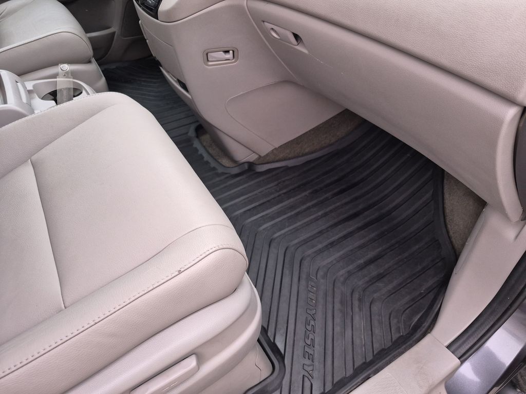 Used Car 2017 Honda Odyssey  Ex-l For Sale Under $15,000 In Austin, Texas