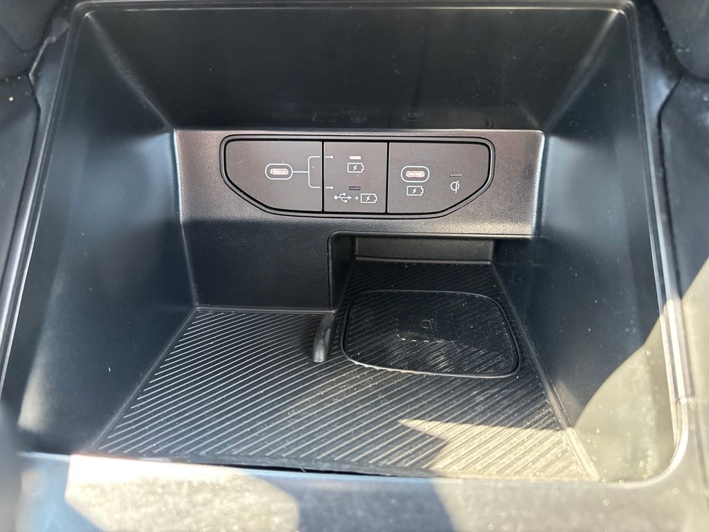 Used 2024 Kia Sorento SUV