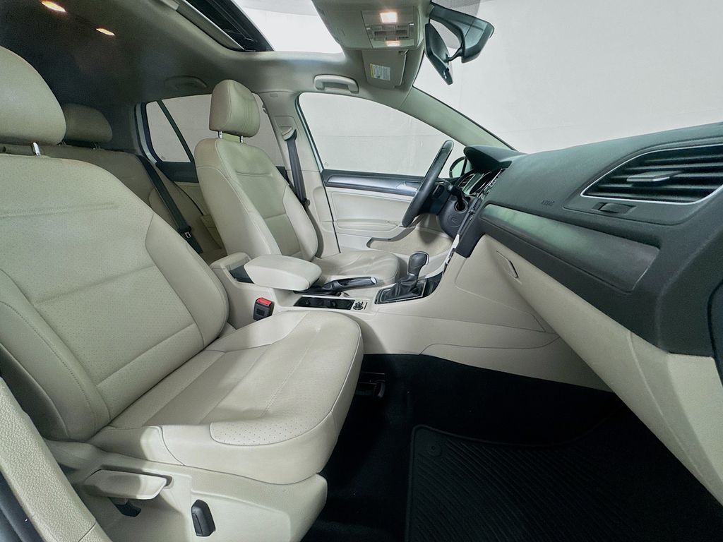 Used Car 2018 Volkswagen Golf  Tsi Se 4-door For Sale Under $20,000 In Austin, Texas