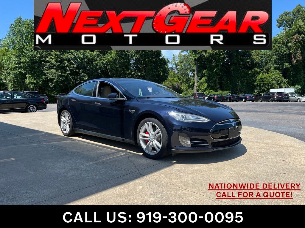 Gray 2014 Tesla Model S Sedan Rear-Wheel Drive 1-Speed Automatic